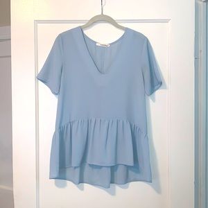 Caramela Light blue short sleeve ruffle top